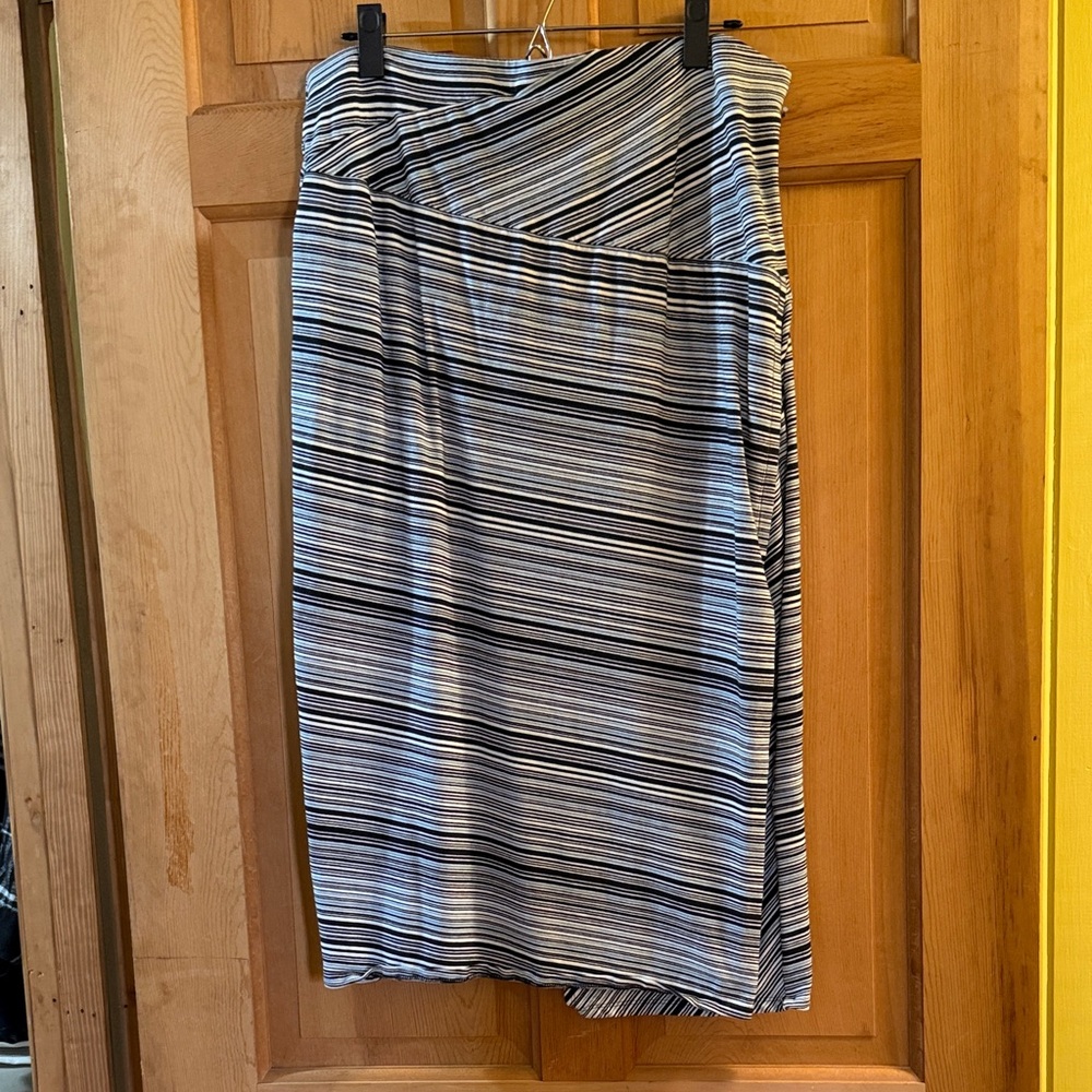 J. Jill Striped Navy, White and Steel Blue Faux Wrap Skirt
